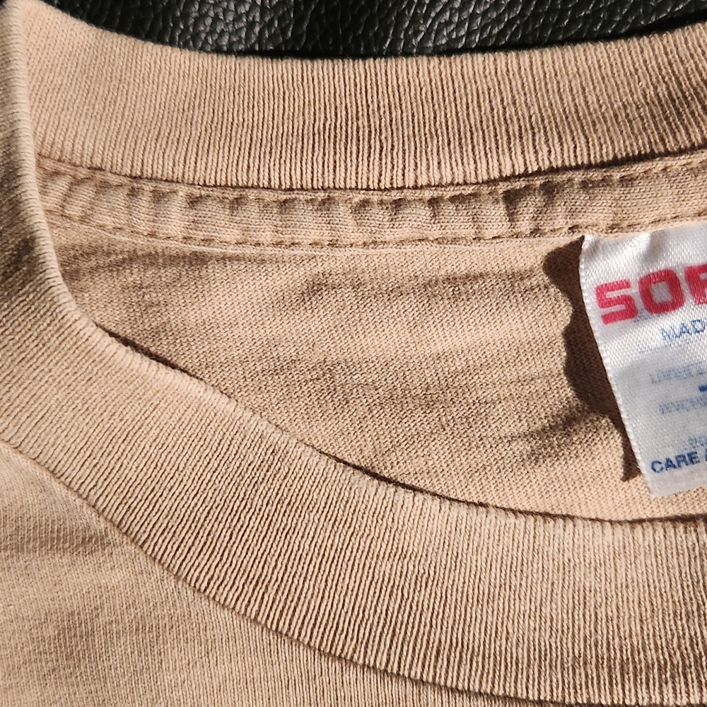Dimetrodon Tan Tee shirt by B.Curnock . Preowned in excellent shape.Prehistoric - Picture 6 of 9
